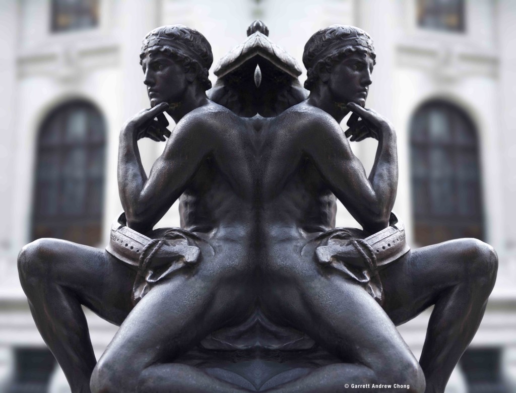 Thinker Statue, NYC